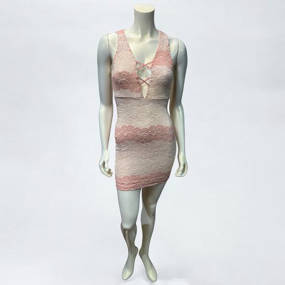 Windsor Pink Ivory Striped Lace Bodycon Dress Criss-Cross Front NWT Size S - Picture 1 of 9